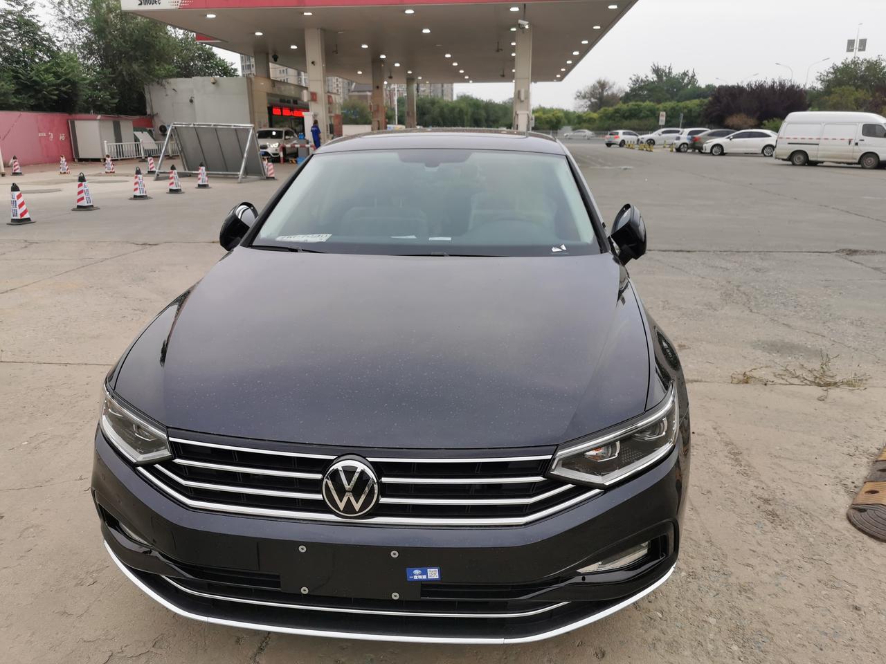 大众迈腾21款330豪华