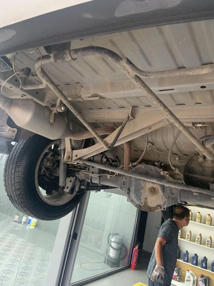 2016款cx70这个后备胎缺个什么件啊有车友发个图片吗