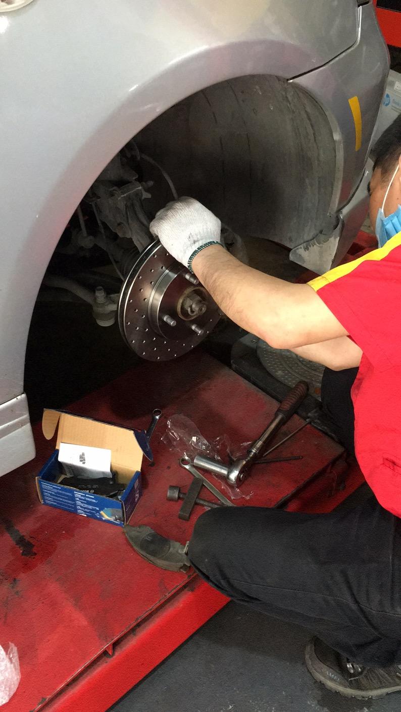11年车第二次换刹车盘
