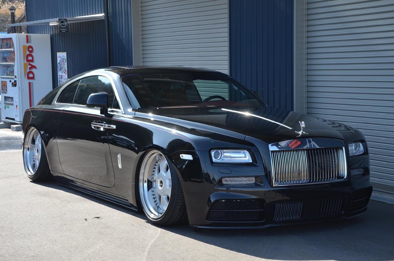 劳斯莱斯魅影跑车低趴改装内容,日本车主的改装作品_魅影车友圈_懂车