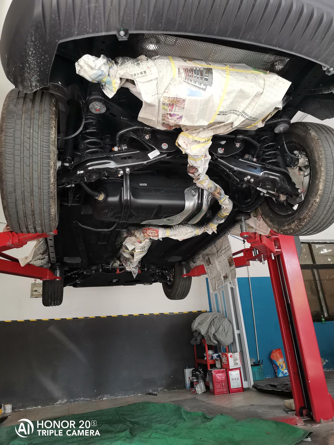 第三代哈弗h6提车第二天做底盘装甲