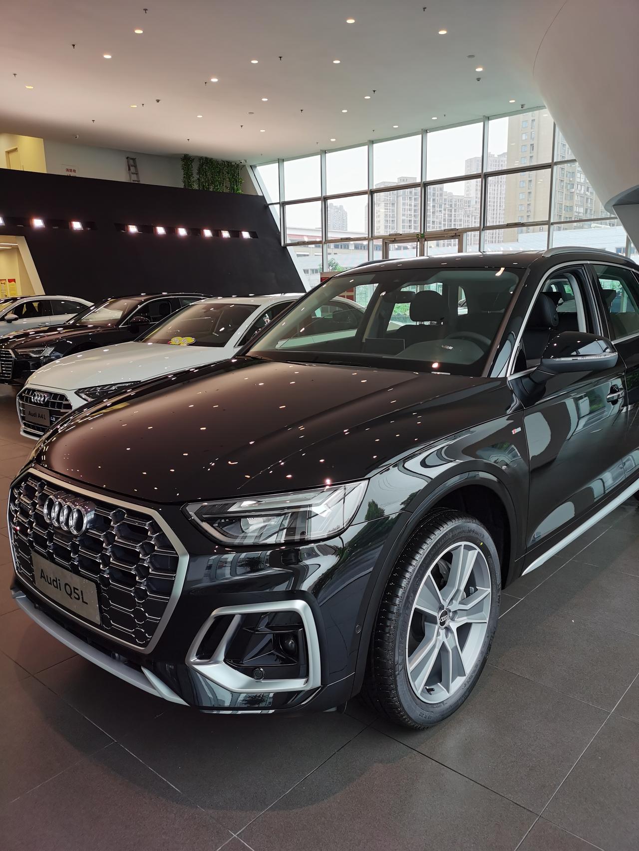 新款q5l动感实车比图片好看_奥迪q5l车友圈_懂车帝