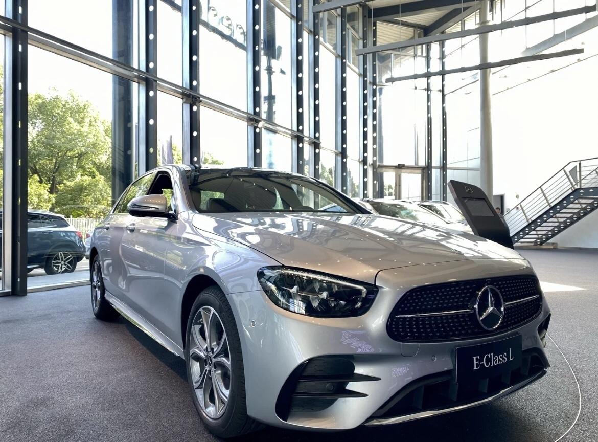 时空银限量色 e300l 太太太喜欢这个银色啦_奔驰e级车友圈_懂车帝