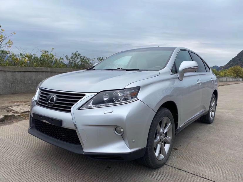 银色的外观,经典的设计,稳定踏实耐用的品质,让我一直有一个雷