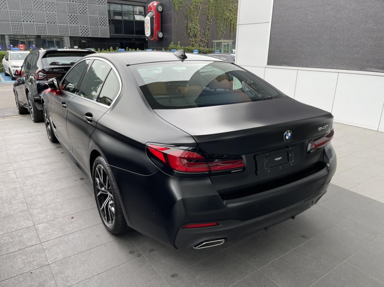 最丑540i磨砂黑_宝马5系(进口)车友圈_用户7755468323161_懂车帝