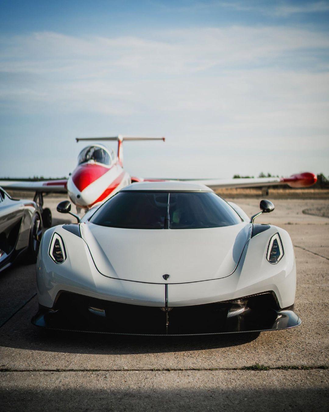 超跑界的灭霸科尼赛克jesko