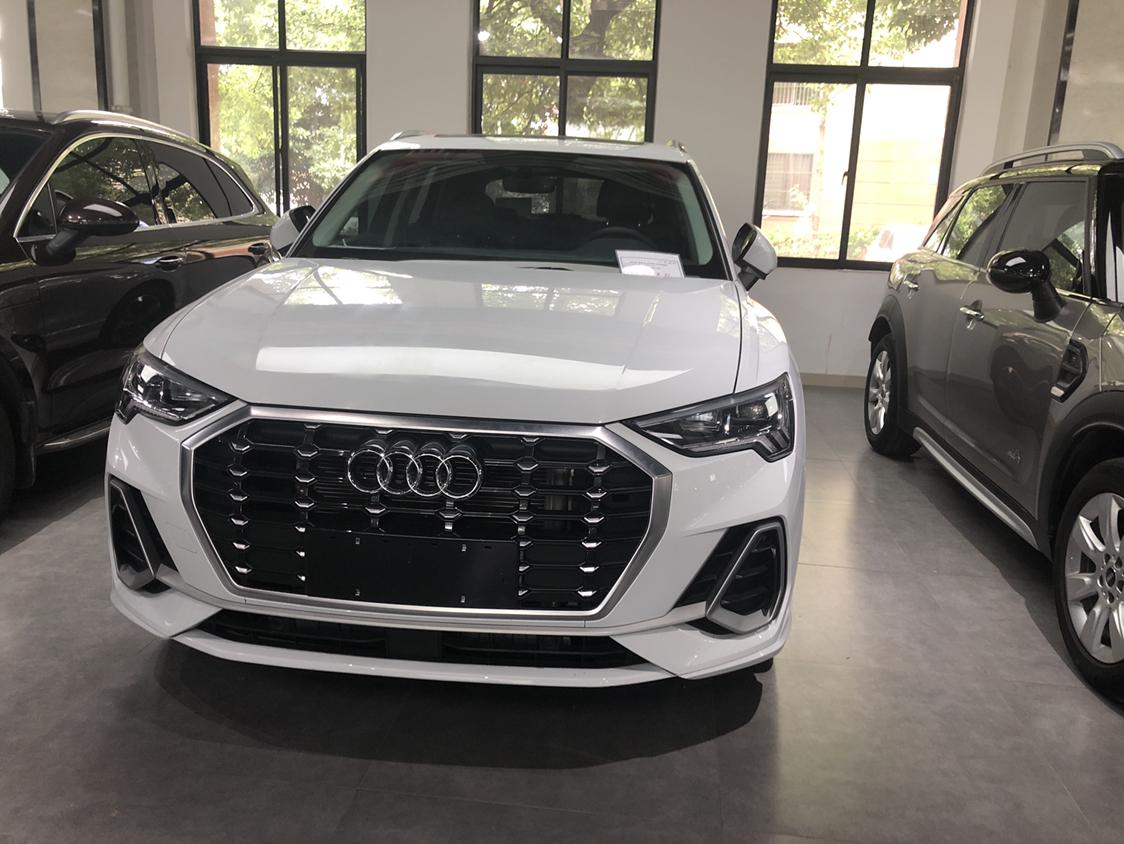 19款奥迪q335tfsi时尚动感型