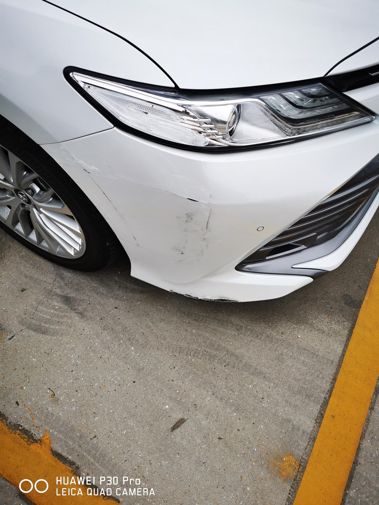 车子被刮擦了补漆还是换板