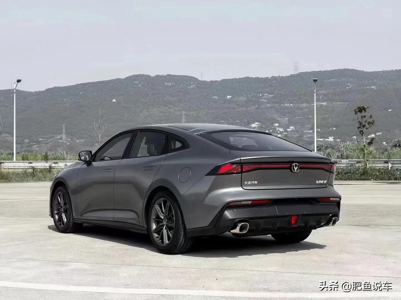 长安uni轿车系列首发univ