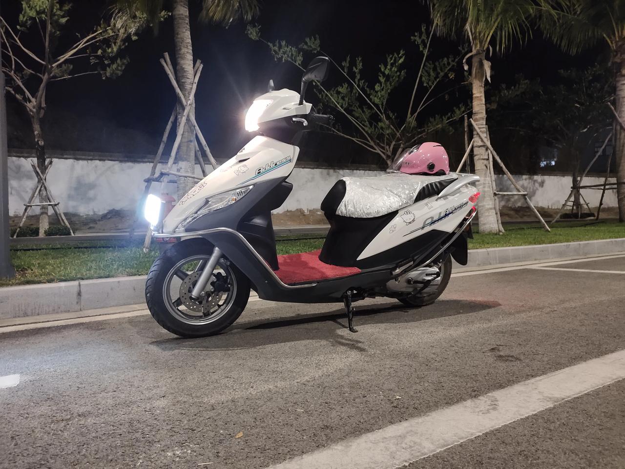 uu125踏板车铃木uu125踏板车图片铃木踏板铃木uu踏板摩托车图片铃木