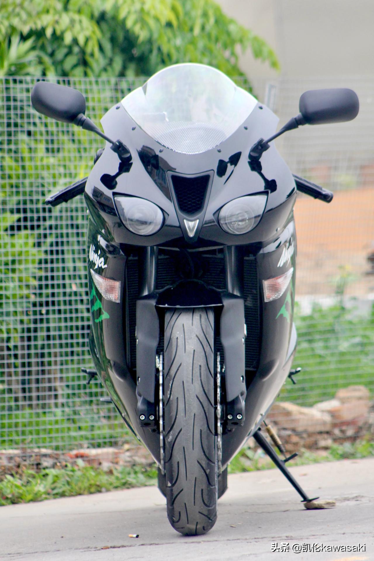 kawasakizx6r娃娃脸中量级跑车
