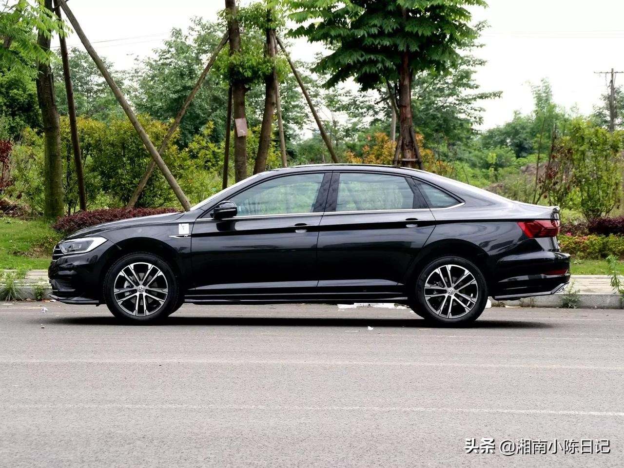 新速腾车长4753×1800×1462轴距2731,1.4t