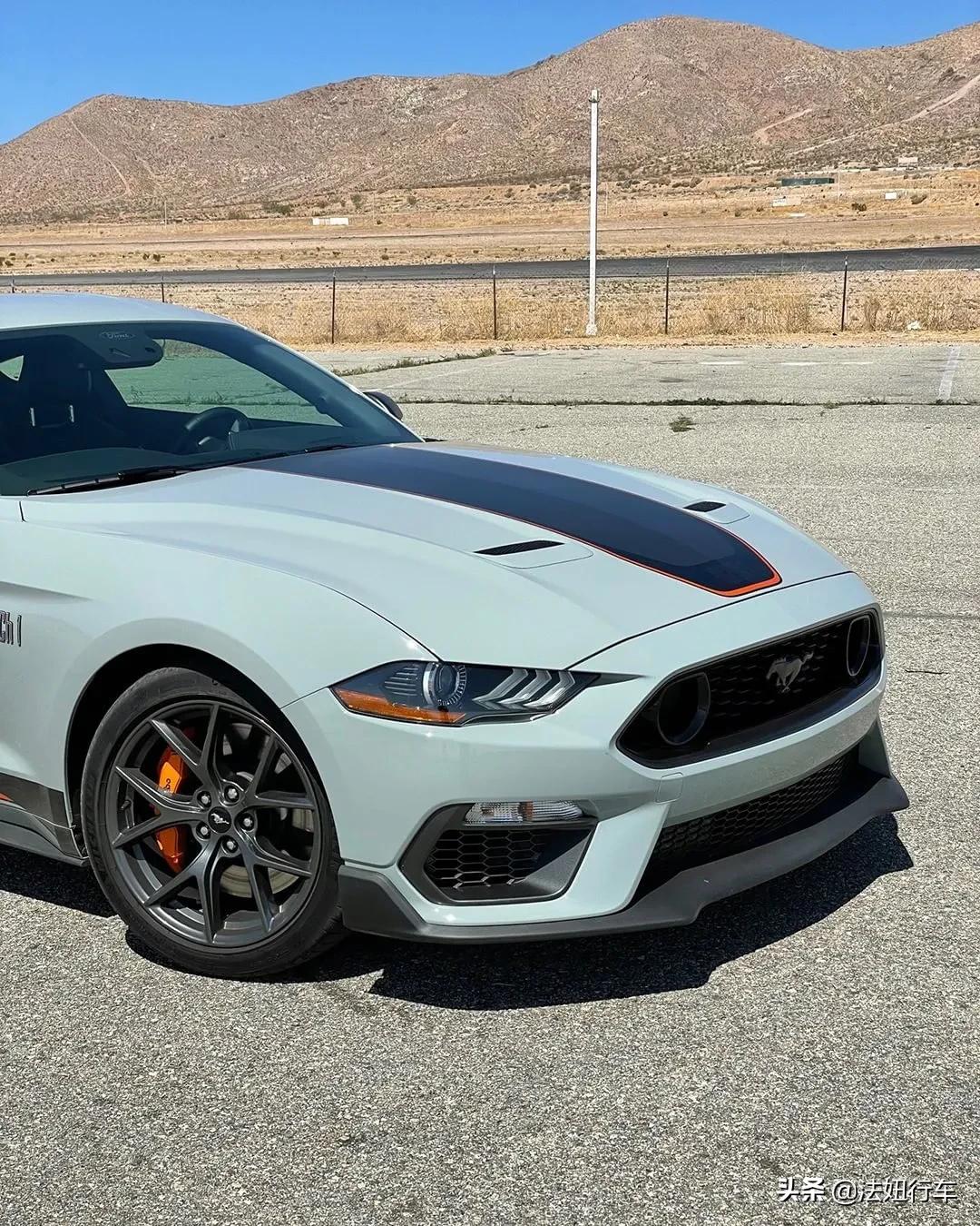 2021款福特野马限量版mach150升v8发动机爆发出480匹马力起步价53915