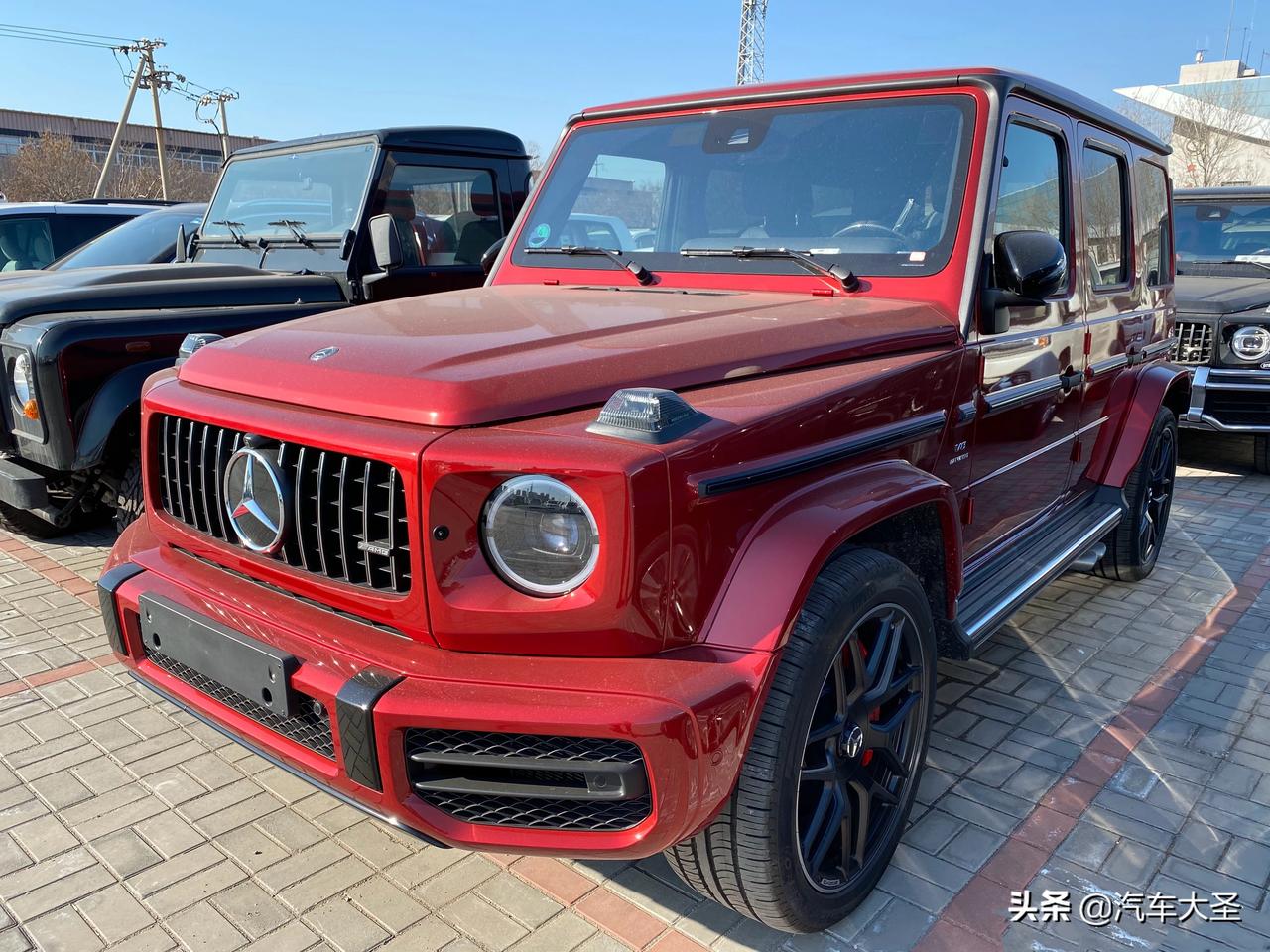 新的一周开始了红色奔驰大g够帅吧汽车颜值控