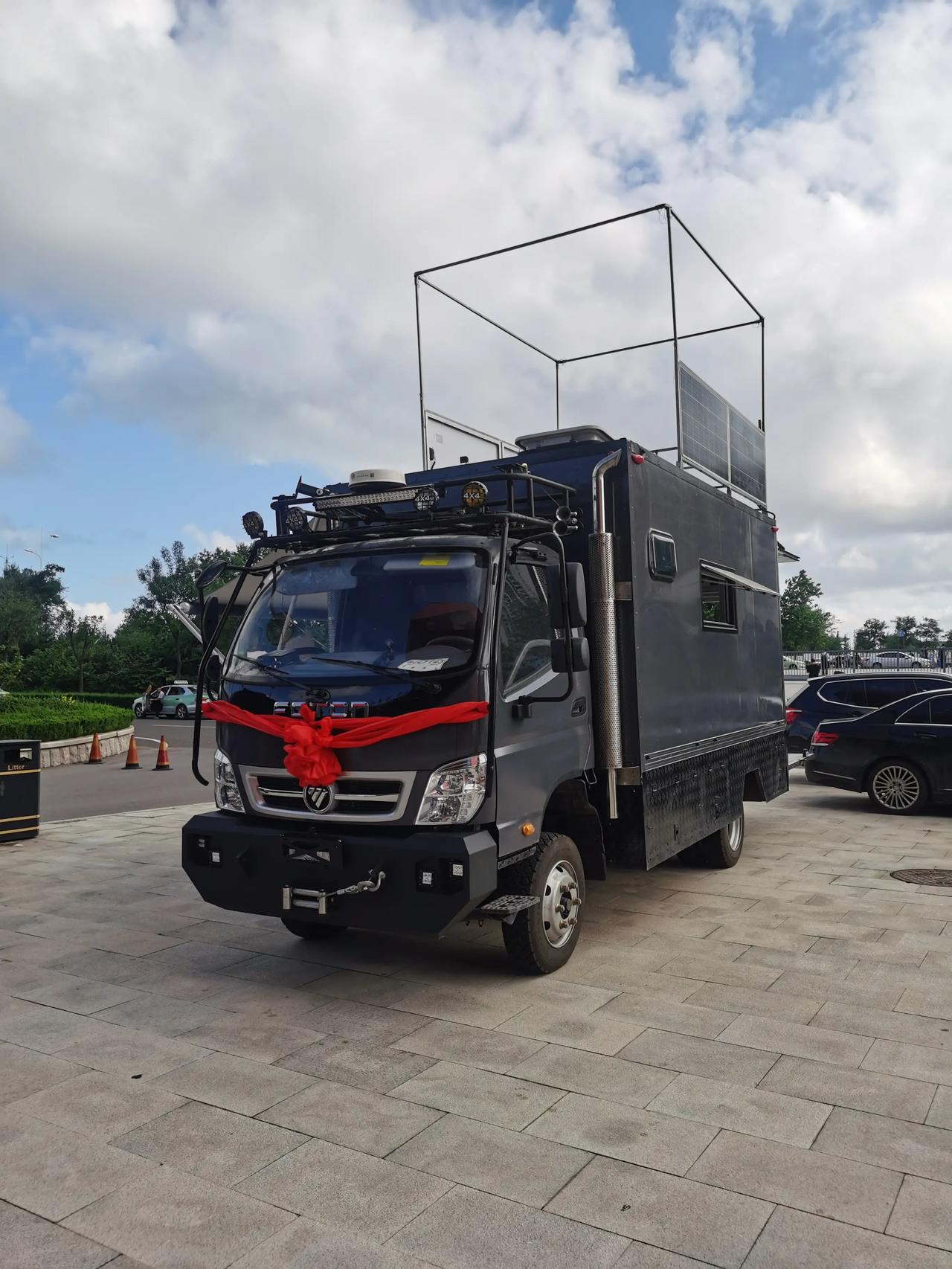 福田奥铃四驱越野房车