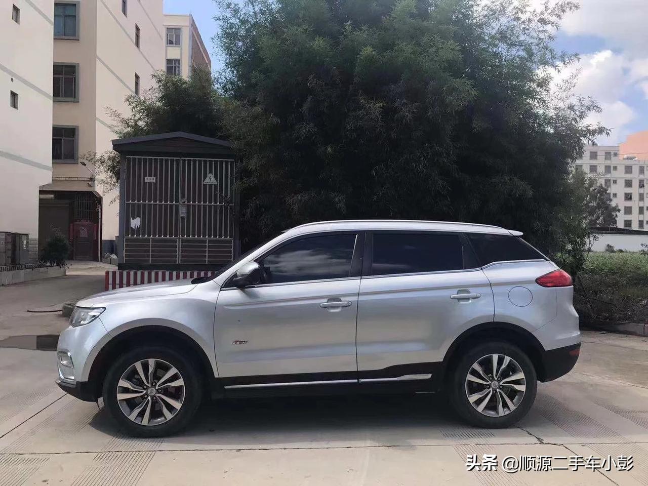 新到国产良心之作suv,吉利博越,奢华珍珠银,16年9月上牌