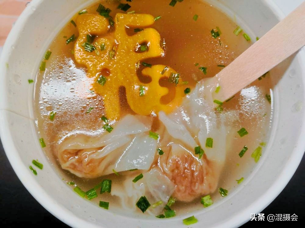 肯德基肉燕味道非常一般肯德基终于选中福州小吃了今天全球推出肉燕