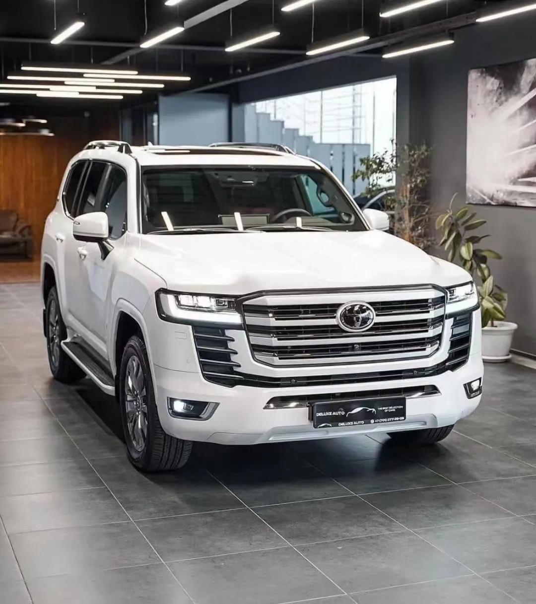 兰德酷路泽lc300实拍 3.5t排量__懂车帝