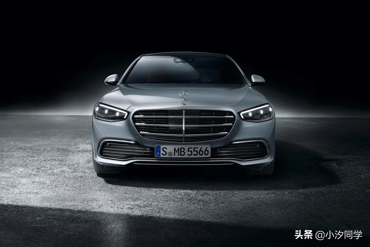 全新梅赛德斯-奔驰s级官图鉴赏 奔驰s级全新车型的换代,外观