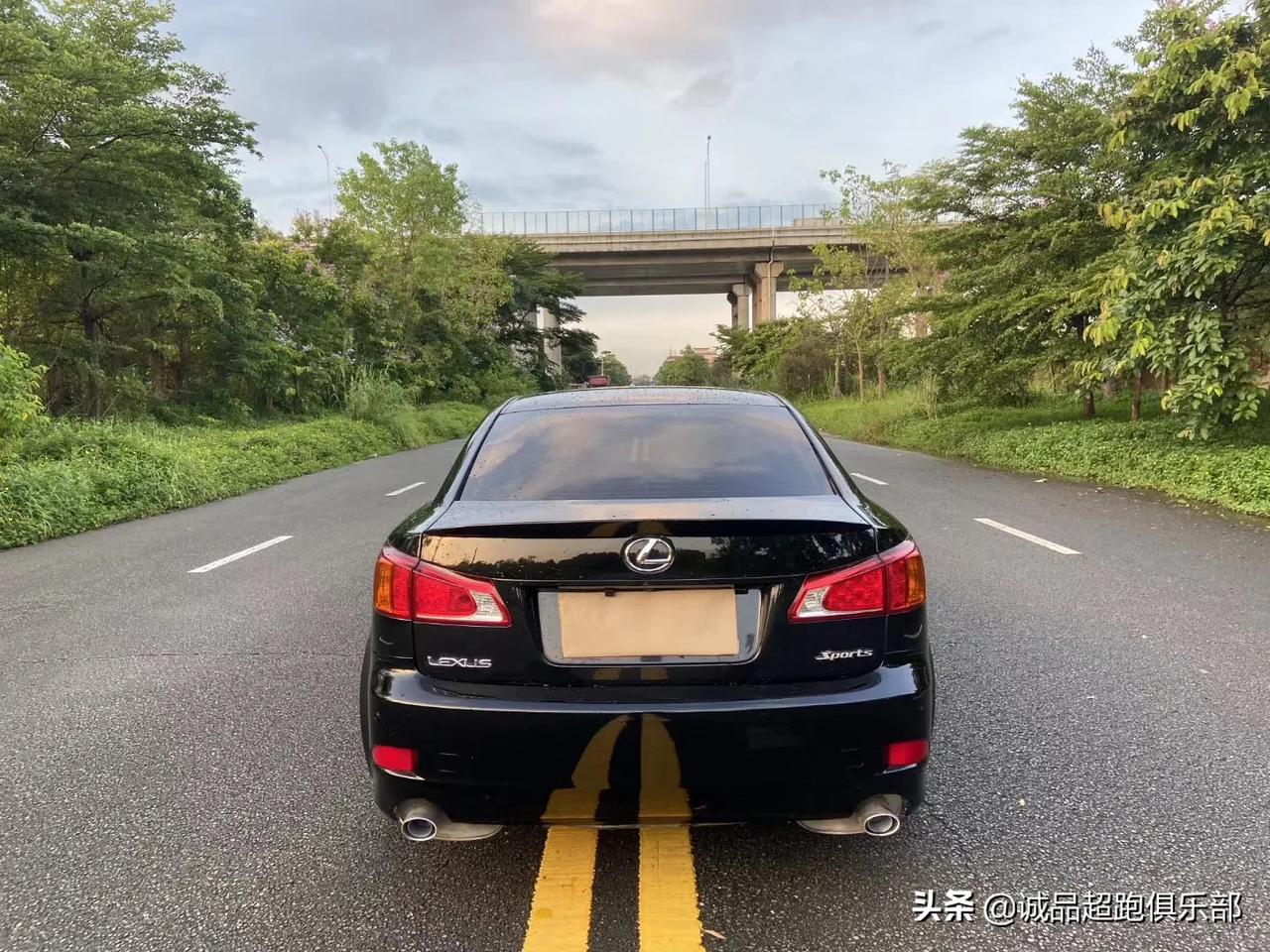 65w12款雷克萨斯is300黑色米内无匙进入一键启动