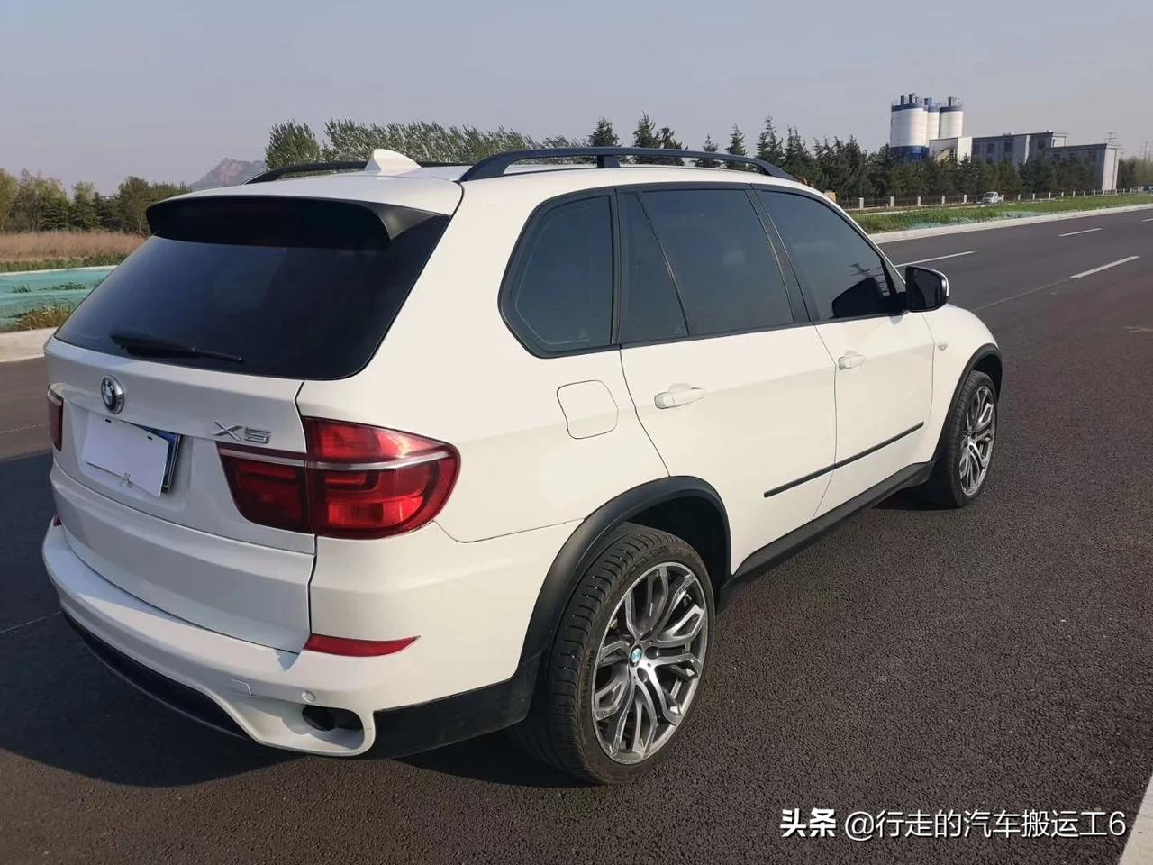 13年上牌宝马x5,代号为n55b30,306马力,400牛