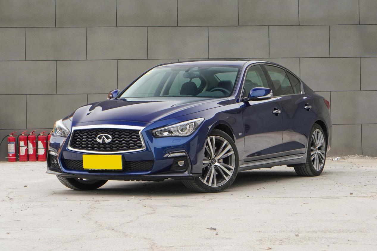 2021款英菲尼迪q50l上市,标配2.0t 7at,售26
