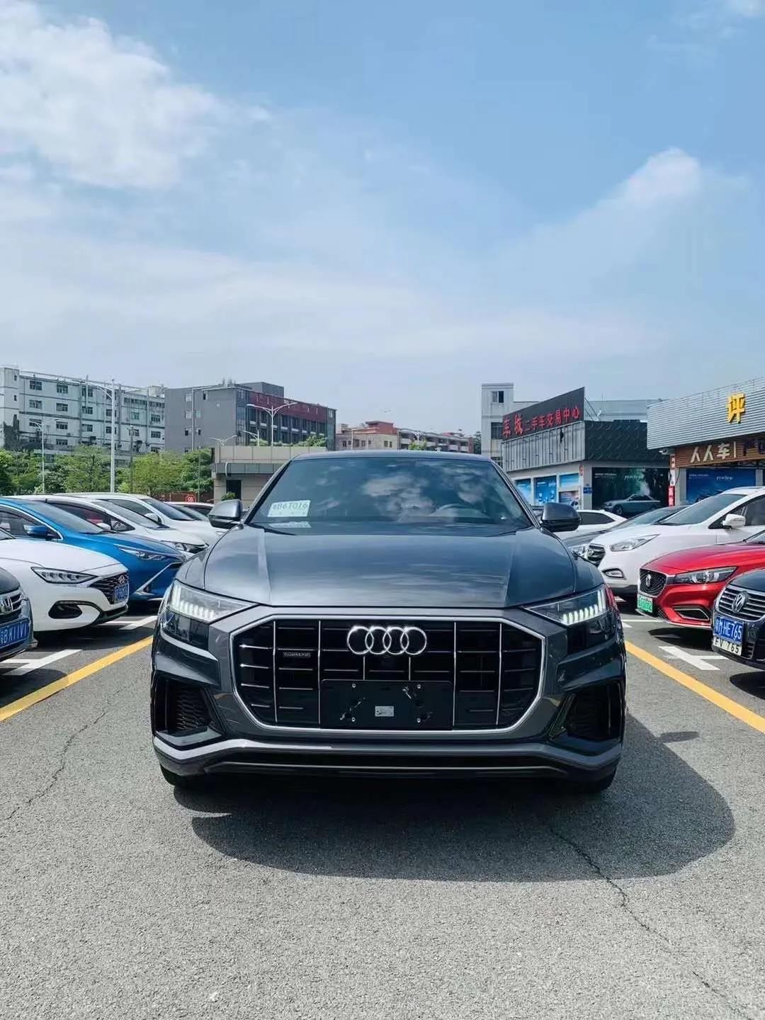 最新款奥迪q8配置满满 21年21款 奥迪q8(进口)55