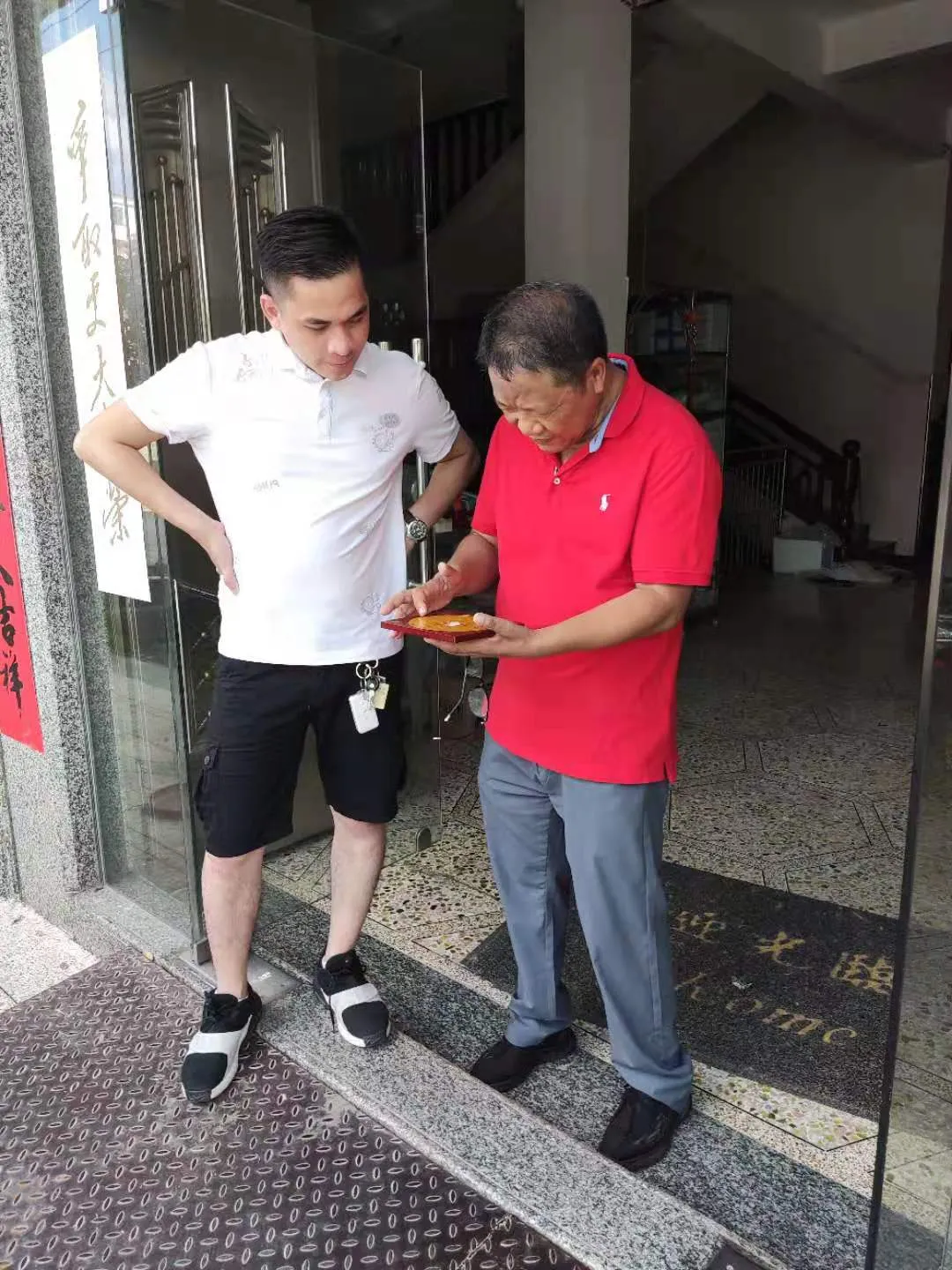 曾祥裕应潮汕客商之邀调理阴阳宅风水