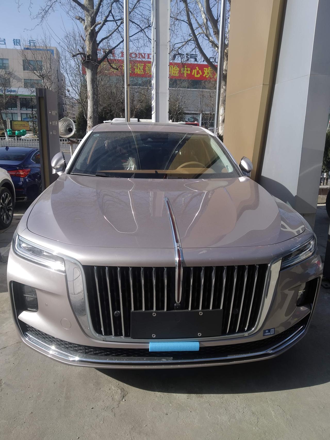 流沙金实车_红旗h9车友圈_烟台红旗尚_懂车帝