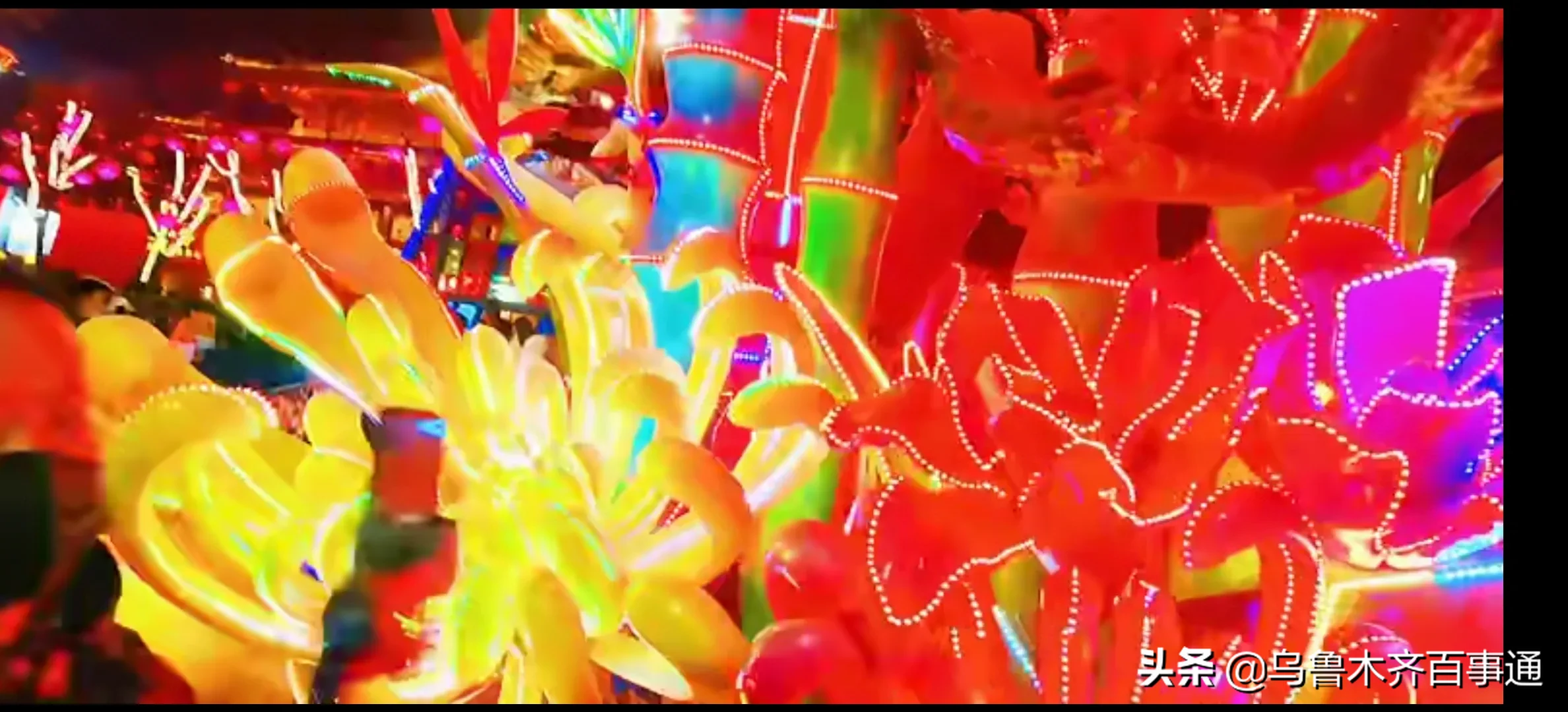 人流|大唐不夜城人流过大演出全部取消 不夜城启动了单向循环