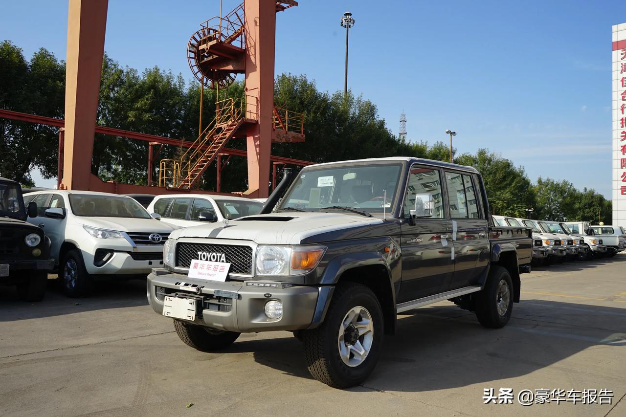 丰田lc79,落地70多万,专为越野而生,看起来是个皮卡,其_4/0页
