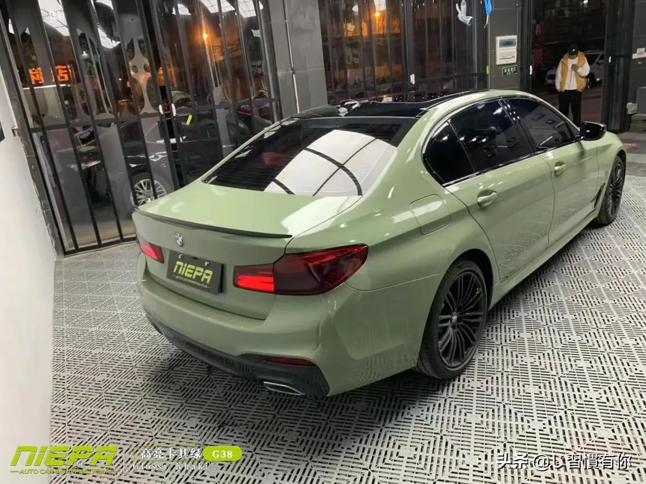宝马五系水晶卡其绿