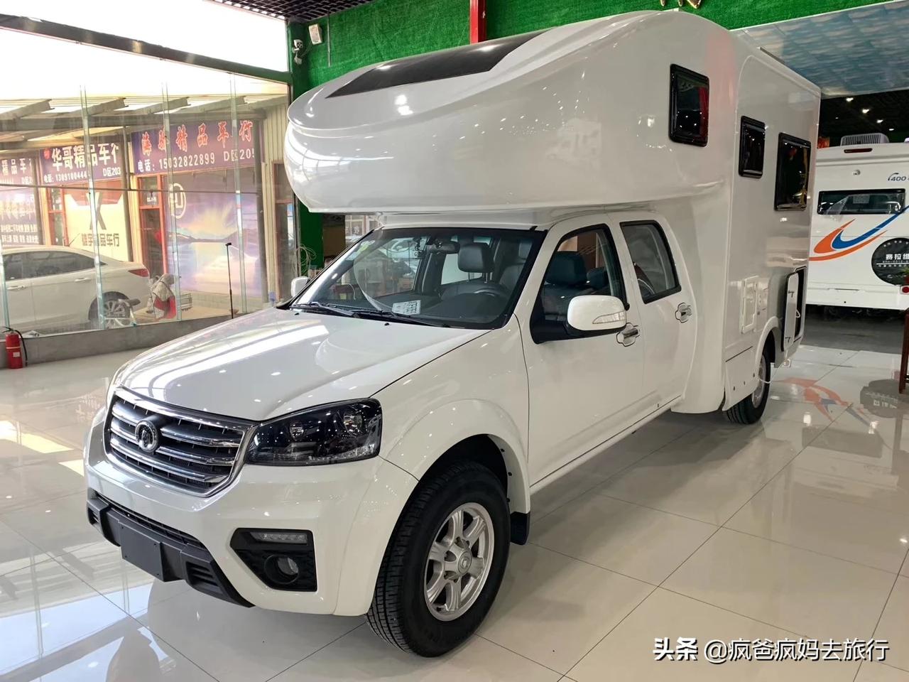 今天出发广州增城房车展,看看有没有喜欢的,2人出行假期四人