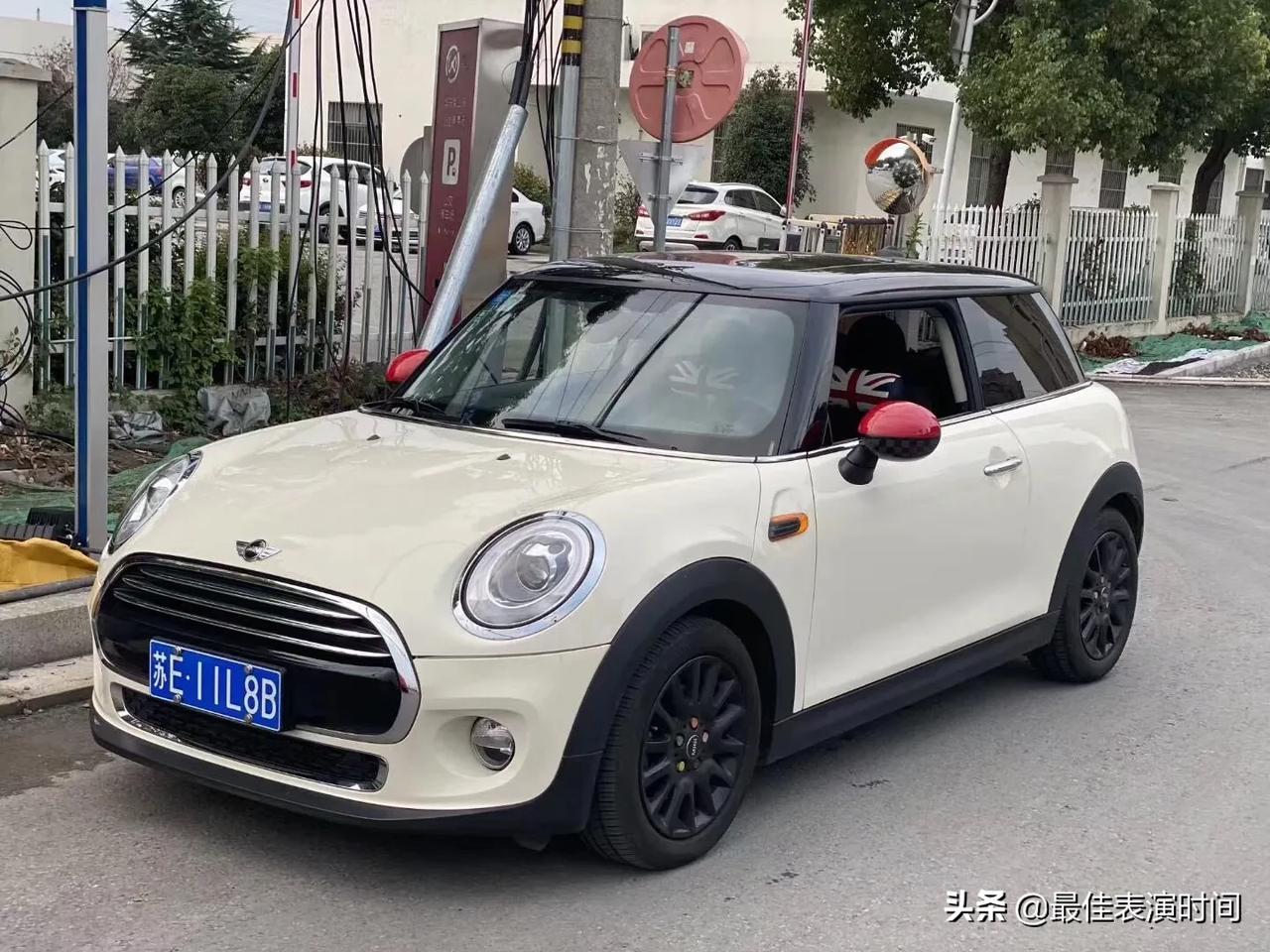 宝马双门mini–已到店17年上牌行驶2万公里