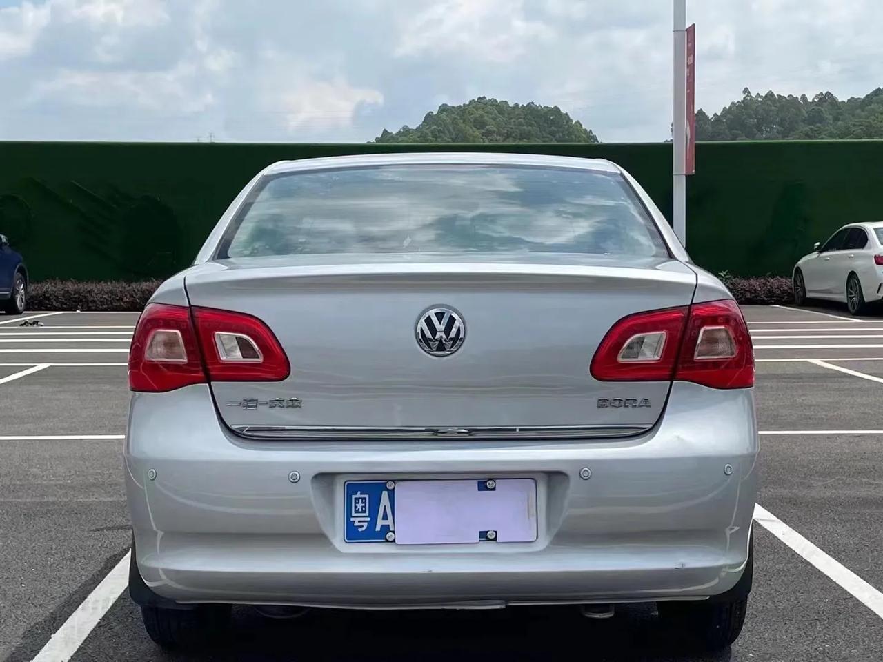 准11年大众宝来16自动时尚型一手精品座椅刚包过皮车况靓女练手代步套