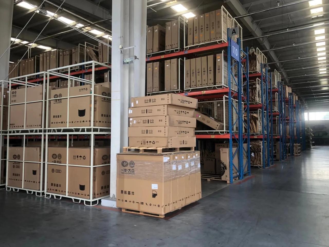 一汽大众中转库济南库今天不发配件图片了让车友们参观一下4s配件的上