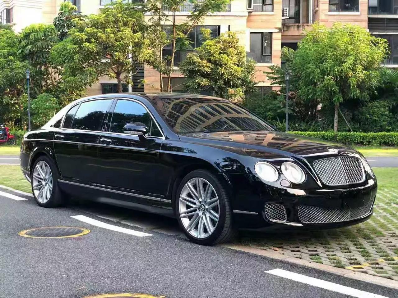 升级12款宾利飞驰 w12 6.t 黑色黑内 黑机头 无匙进