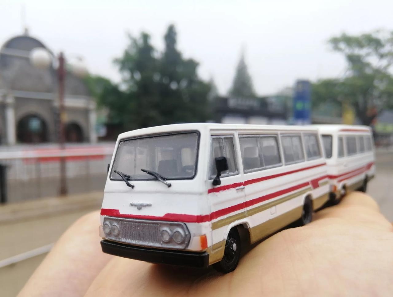 15,模型也是我自己制作的,北京红叶面包车,比例为1/642021-05-16发布