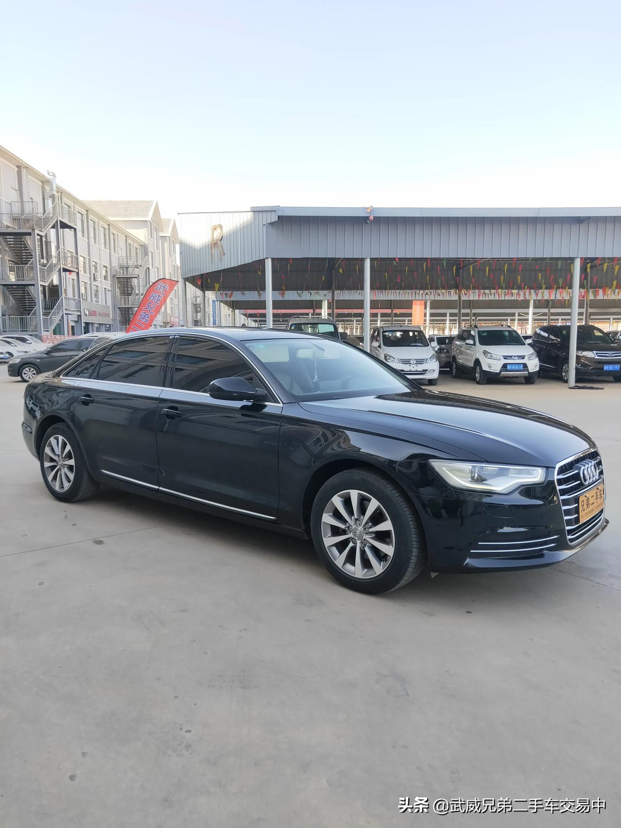 新到奥迪a6l,14年上户,2.5l自动30fsl豪华版,多