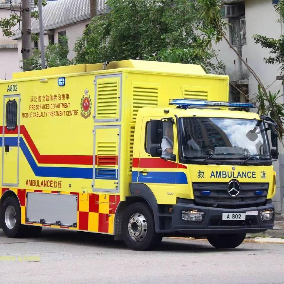 香港消防车绝大部分都是用斯坦尼亚卡车底改装的帅气