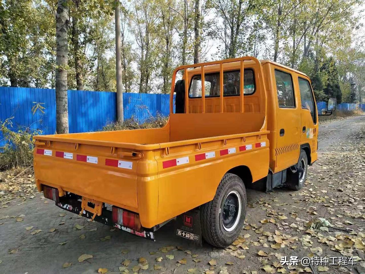 新到极品五十铃双排单轮小货车马槽21米内饰崭新空调冻人小车太棒太新