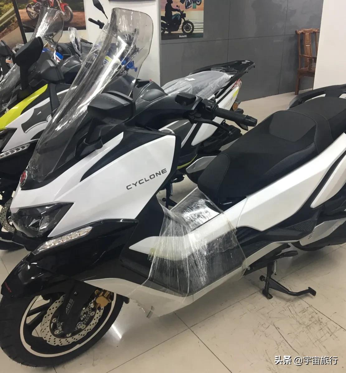 大家有没有觉得,在踏板摩托车领域里,无论是国产的,还是合资的