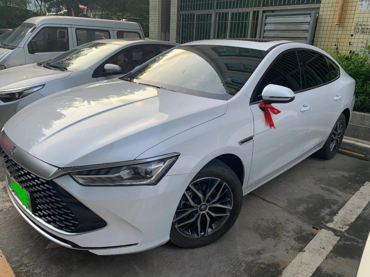 3月21号订的比亚迪秦plus dmi 120km尊享版,前