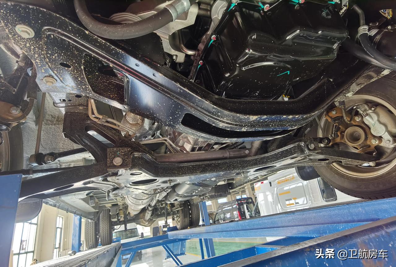 房车福特新世代全顺pro底盘