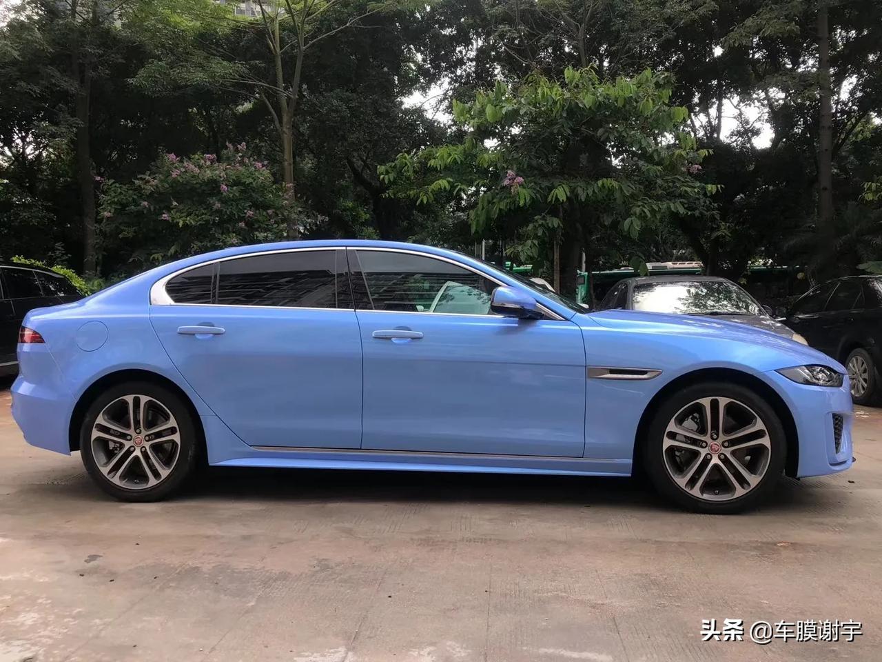 捷豹xel新车落地梦幻糖果青幻蓝施工完成即好看也能保护车