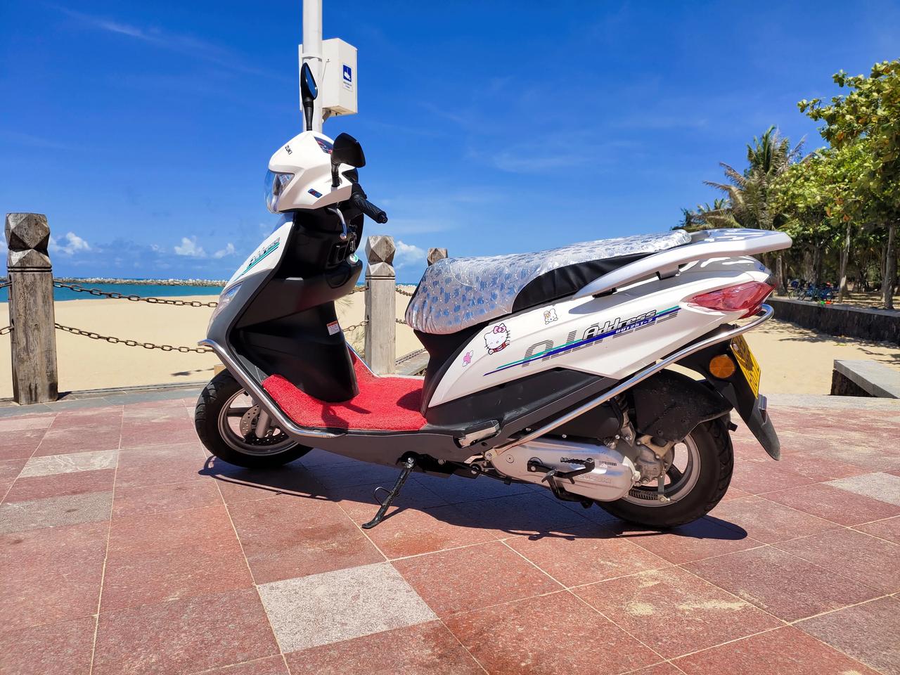 网红神车铃木uu125小踏板因为已经换车车子已经闲置2020年5月份上的