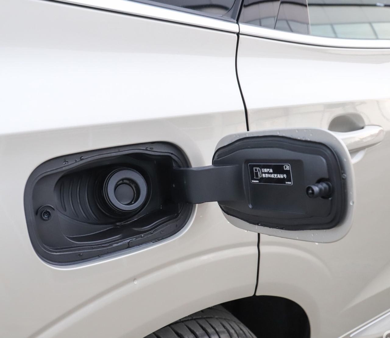 油箱盖有时候锁不上不知道其他车友有这个问题吗