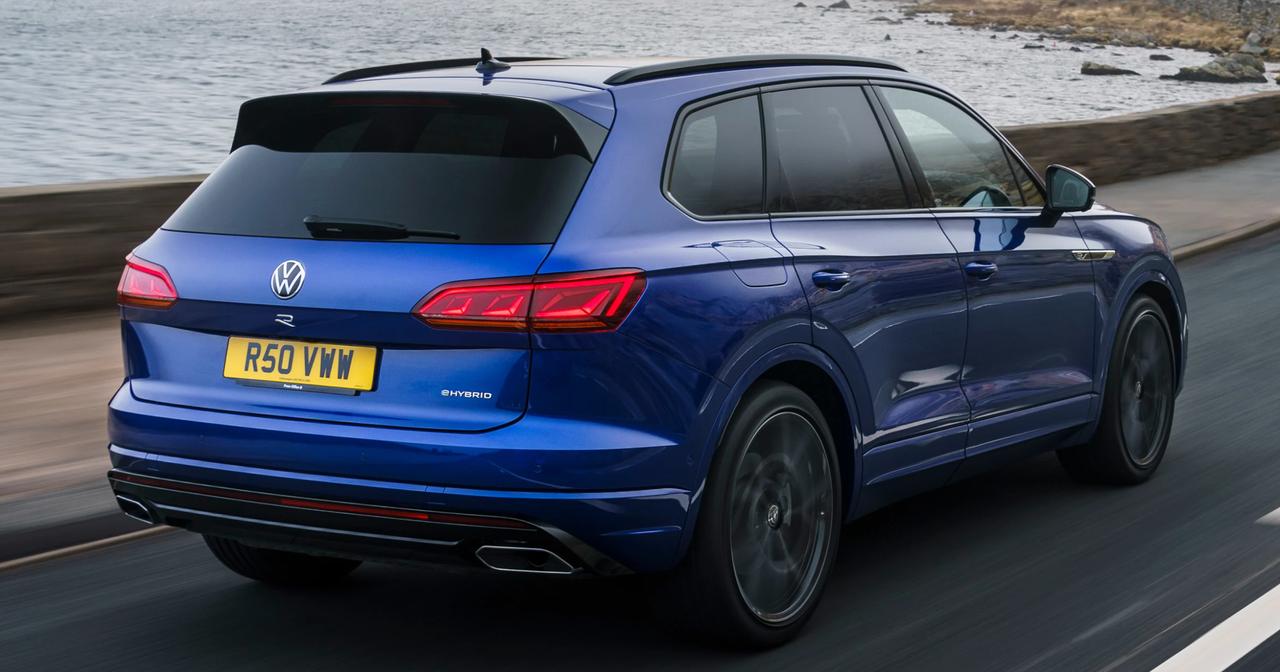 大众途锐代表着德国大众的顶级造车水平强劲的动力彪悍的越野能力高级