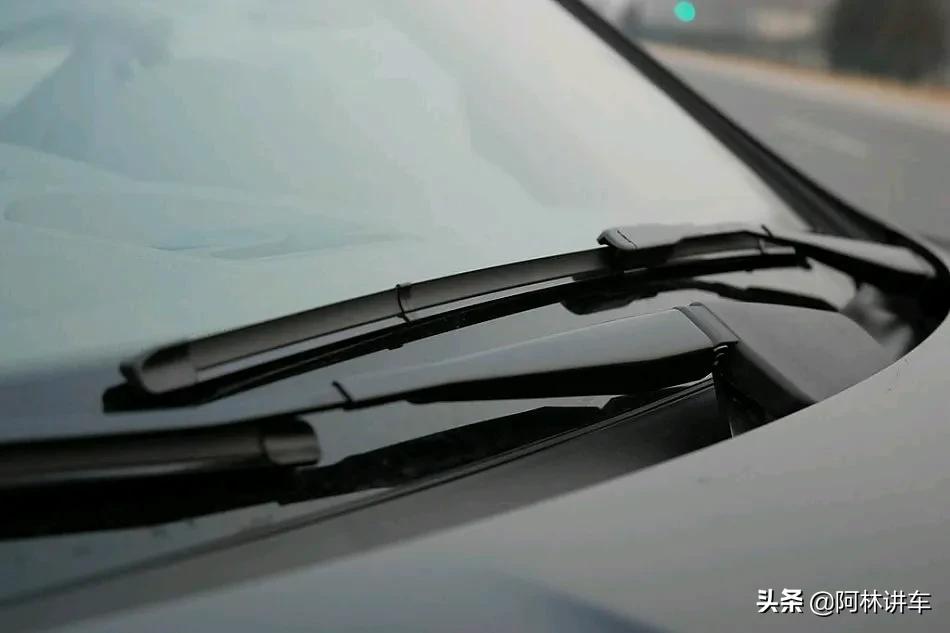 奔驰##雨刮异响##懂车帝车友圈#关于梅赛德斯-奔驰车系