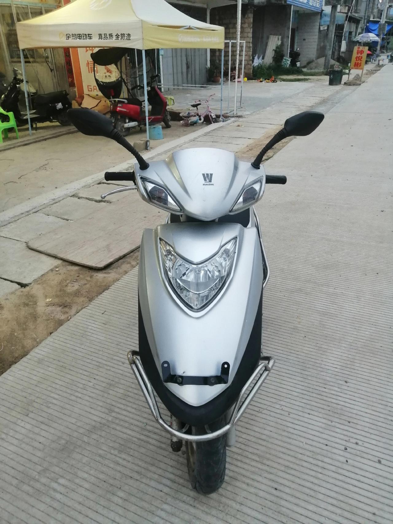 精品豪爵鹰钻125cc,声静力好,车况免嫌,关键机头全原装